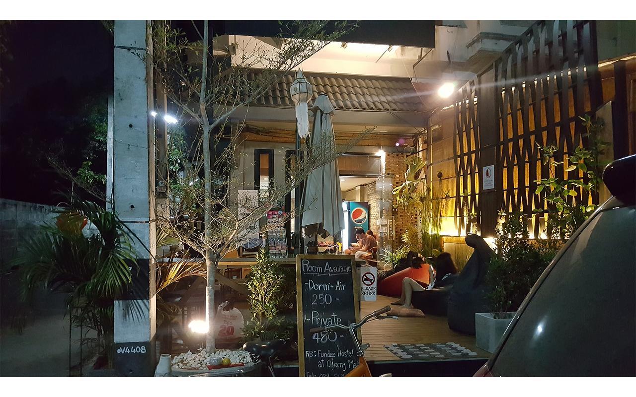 Fundee Hostel Τσιάνγκ Μάι Εξωτερικό φωτογραφία