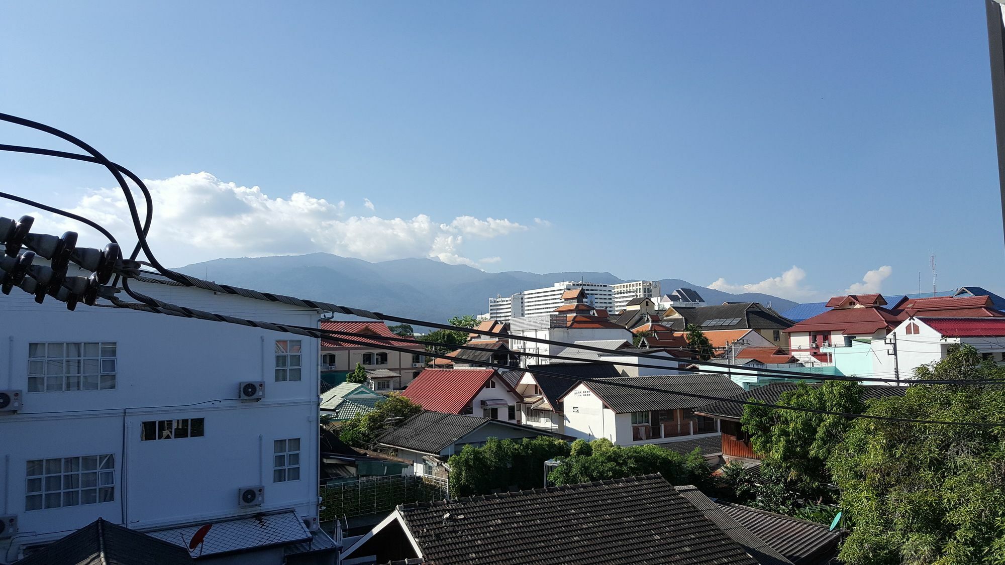 Fundee Hostel Τσιάνγκ Μάι Εξωτερικό φωτογραφία